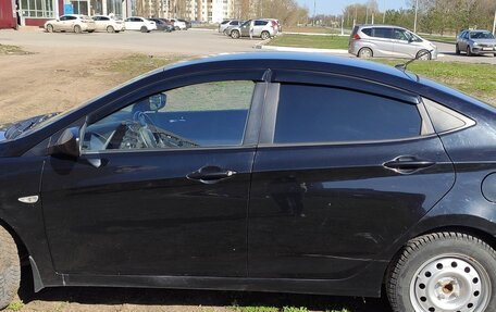 Hyundai Solaris II рестайлинг, 2013 год, 550 000 рублей, 11 фотография