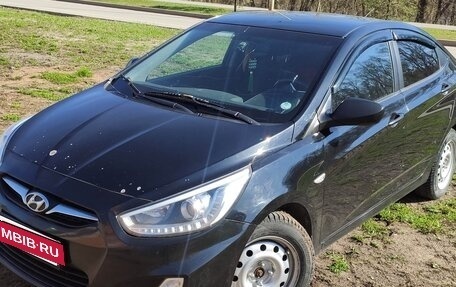 Hyundai Solaris II рестайлинг, 2013 год, 550 000 рублей, 7 фотография