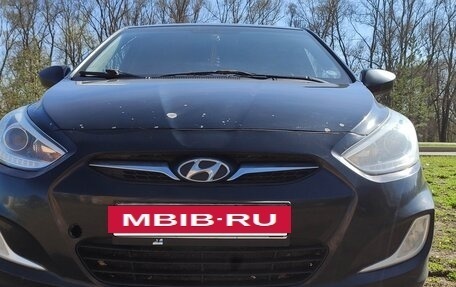 Hyundai Solaris II рестайлинг, 2013 год, 550 000 рублей, 8 фотография