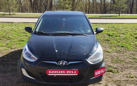 Hyundai Solaris II рестайлинг, 2013 год, 550 000 рублей, 5 фотография