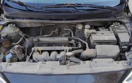 Hyundai Solaris II рестайлинг, 2013 год, 550 000 рублей, 32 фотография