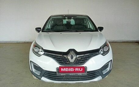 Renault Kaptur I рестайлинг, 2017 год, 1 460 000 рублей, 2 фотография