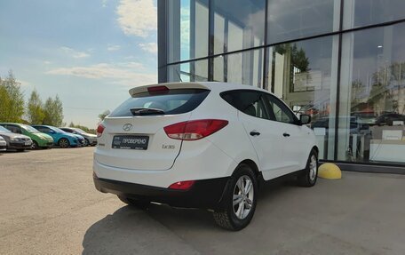 Hyundai ix35 I рестайлинг, 2010 год, 979 800 рублей, 6 фотография