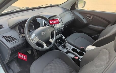 Hyundai ix35 I рестайлинг, 2010 год, 979 800 рублей, 20 фотография