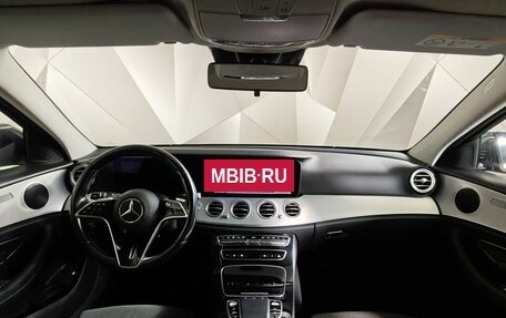 Mercedes-Benz E-Класс, 2021 год, 3 505 000 рублей, 14 фотография