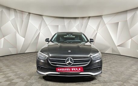Mercedes-Benz E-Класс, 2021 год, 3 505 000 рублей, 7 фотография
