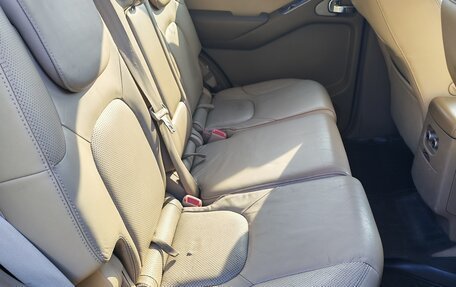 Nissan Pathfinder, 2005 год, 1 050 000 рублей, 15 фотография