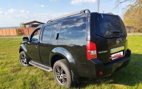 Nissan Pathfinder, 2005 год, 1 050 000 рублей, 2 фотография