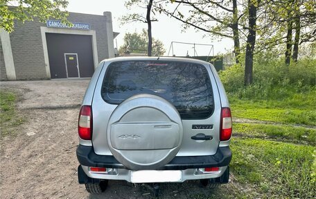 Chevrolet Niva I рестайлинг, 2004 год, 330 000 рублей, 5 фотография
