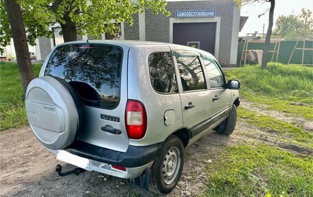 Chevrolet Niva I рестайлинг, 2004 год, 330 000 рублей, 6 фотография