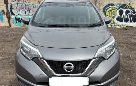 Nissan Note II рестайлинг, 2017 год, 900 000 рублей, 2 фотография