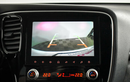 Mitsubishi Outlander III рестайлинг 3, 2021 год, 1 989 000 рублей, 17 фотография
