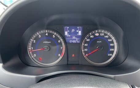 Hyundai Solaris II рестайлинг, 2015 год, 920 000 рублей, 6 фотография