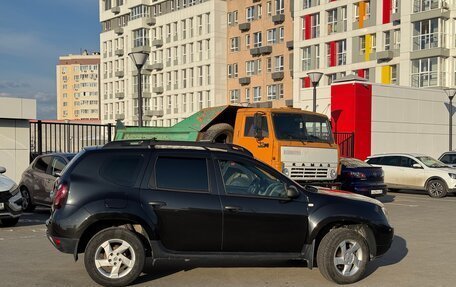 Renault Duster I рестайлинг, 2015 год, 850 000 рублей, 2 фотография