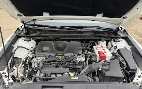 Toyota Camry, 2021 год, 2 800 000 рублей, 6 фотография