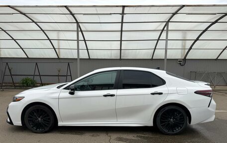 Toyota Camry, 2021 год, 2 800 000 рублей, 11 фотография