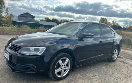 Volkswagen Jetta VI, 2013 год, 890 000 рублей, 9 фотография