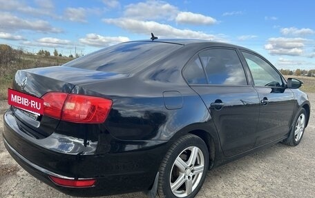 Volkswagen Jetta VI, 2013 год, 890 000 рублей, 14 фотография