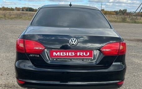 Volkswagen Jetta VI, 2013 год, 890 000 рублей, 7 фотография