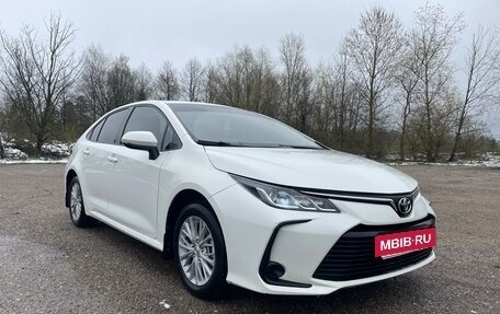 Toyota Corolla, 2019 год, 1 830 000 рублей, 4 фотография