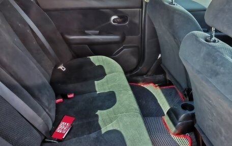 Nissan Tiida, 2010 год, 700 000 рублей, 2 фотография