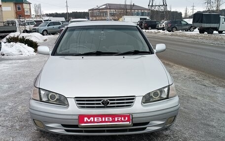 Toyota Camry, 1999 год, 500 000 рублей, 1 фотография