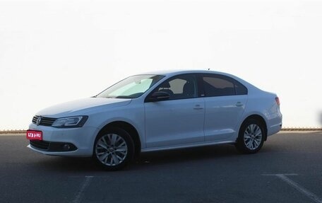 Volkswagen Jetta VI, 2014 год, 1 100 000 рублей, 1 фотография