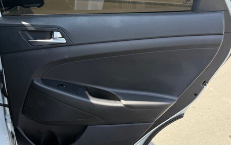 Hyundai Tucson III, 2017 год, 2 100 000 рублей, 16 фотография