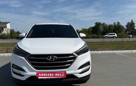 Hyundai Tucson III, 2017 год, 2 100 000 рублей, 2 фотография