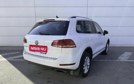 Volkswagen Touareg III, 2012 год, 1 890 000 рублей, 4 фотография