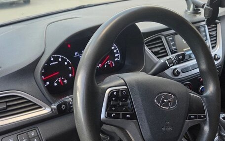 Hyundai Solaris II рестайлинг, 2020 год, 1 360 000 рублей, 4 фотография