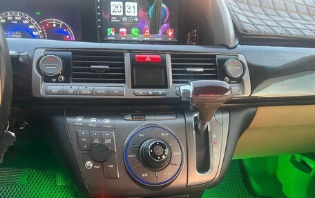 Honda Elysion I, 2004 год, 850 000 рублей, 15 фотография