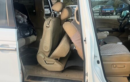 Honda Elysion I, 2004 год, 850 000 рублей, 18 фотография