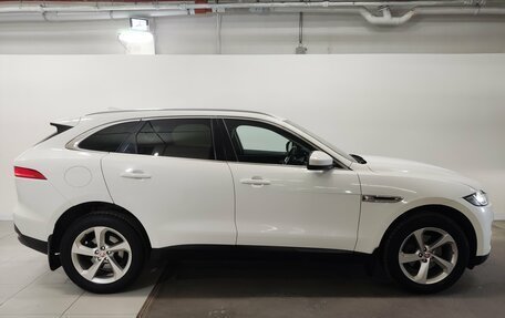 Jaguar F-Pace, 2019 год, 2 050 000 рублей, 5 фотография