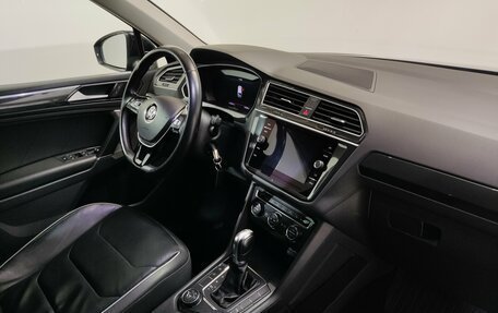 Volkswagen Tiguan II, 2018 год, 2 350 000 рублей, 9 фотография