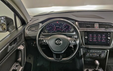 Volkswagen Tiguan II, 2018 год, 2 350 000 рублей, 7 фотография