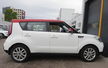KIA Soul II рестайлинг, 2017 год, 1 563 000 рублей, 4 фотография