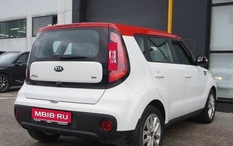 KIA Soul II рестайлинг, 2017 год, 1 563 000 рублей, 5 фотография
