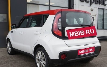 KIA Soul II рестайлинг, 2017 год, 1 563 000 рублей, 7 фотография