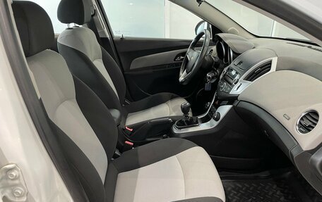 Chevrolet Cruze II, 2013 год, 730 000 рублей, 10 фотография