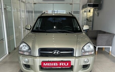 Hyundai Tucson III, 2007 год, 740 000 рублей, 2 фотография