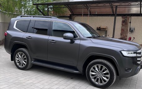Toyota Land Cruiser, 2022 год, 12 000 000 рублей, 4 фотография