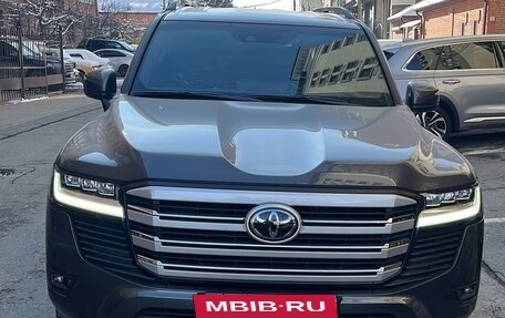 Toyota Land Cruiser, 2022 год, 12 000 000 рублей, 10 фотография