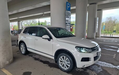 Volkswagen Touareg III, 2010 год, 1 398 000 рублей, 3 фотография