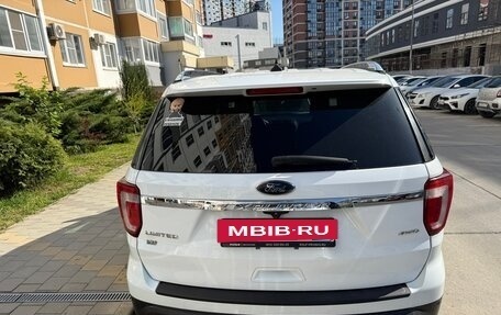 Ford Explorer VI, 2018 год, 3 350 000 рублей, 3 фотография