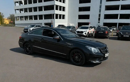 Mercedes-Benz E-Класс, 2015 год, 2 215 000 рублей, 9 фотография