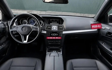 Mercedes-Benz E-Класс, 2015 год, 2 215 000 рублей, 10 фотография