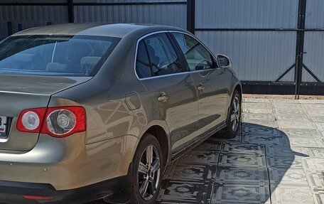 Volkswagen Jetta VI, 2006 год, 520 000 рублей, 4 фотография