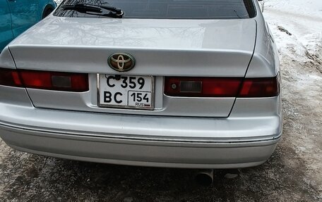 Toyota Camry, 1999 год, 500 000 рублей, 2 фотография