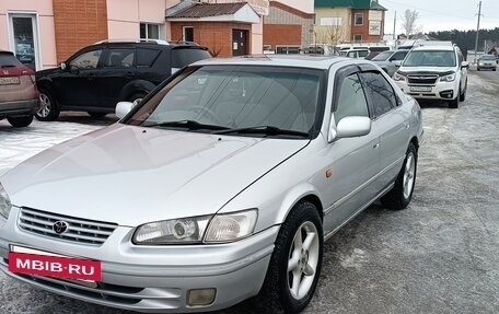 Toyota Camry, 1999 год, 500 000 рублей, 10 фотография